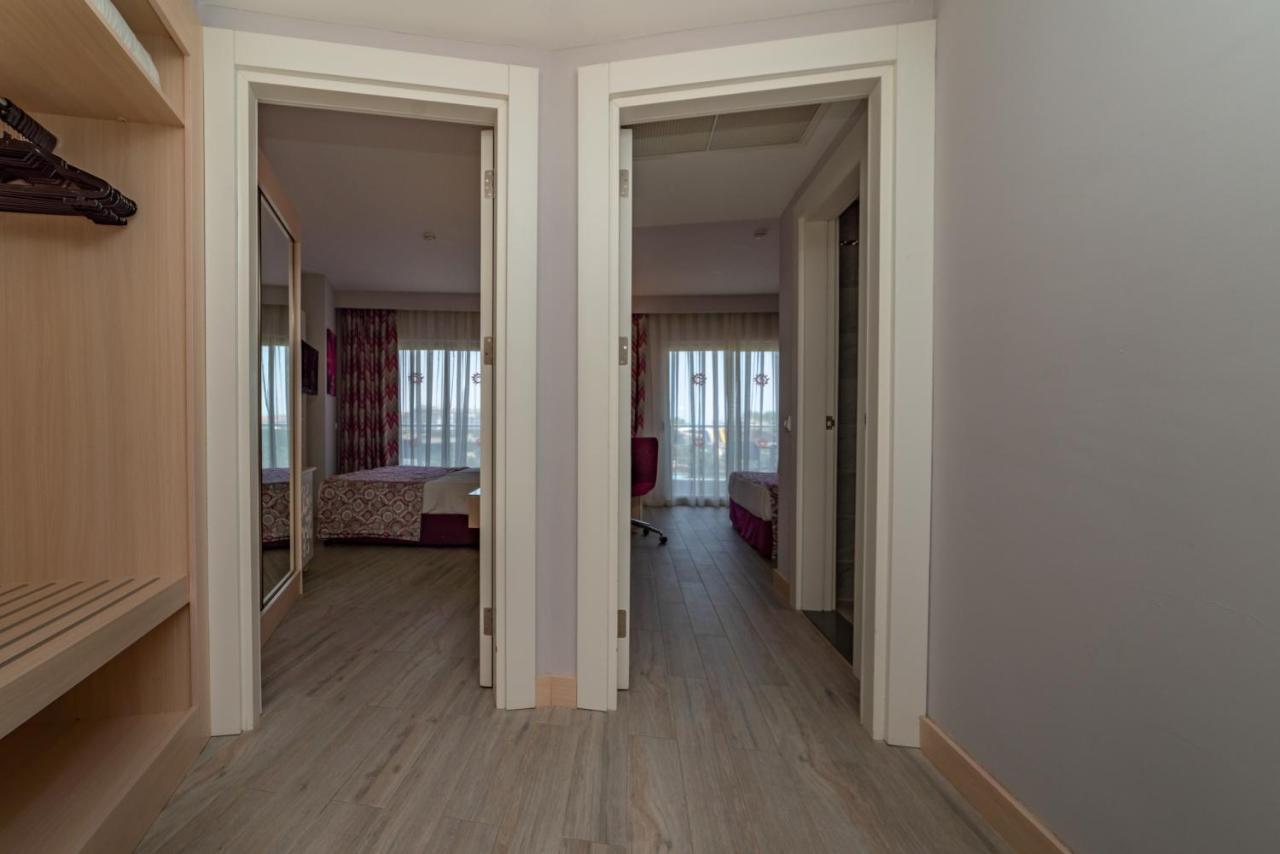 Family Room Land View
